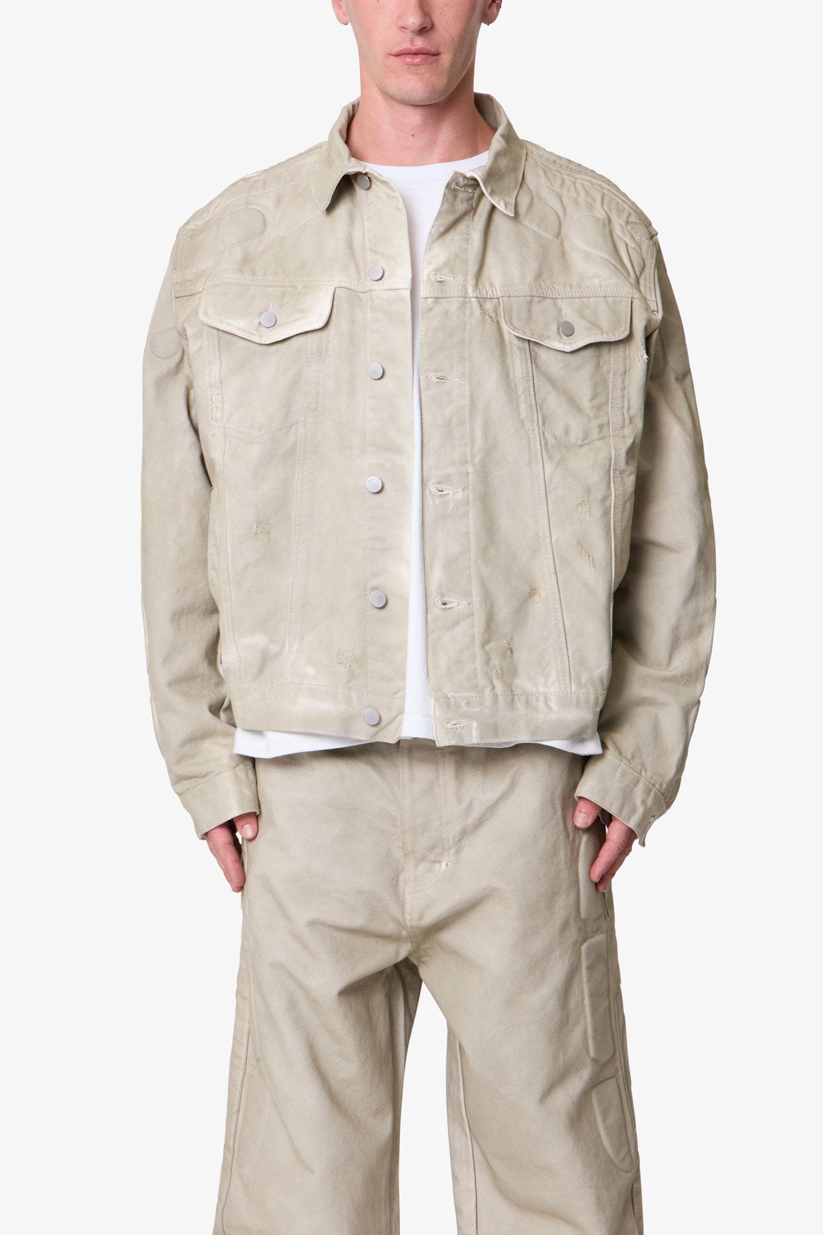 Oversized Off White Moto Trucker Jacket with Cropped Body and Padded Details – Stylish Casual Outerwear for Layering 0